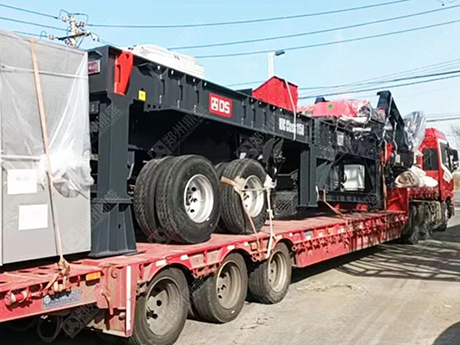 鼎盛装备出海：24 车连发，赋能俄罗斯矿业