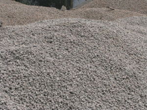 建筑垃圾处理：水泥稳定建筑垃圾粒料基层施工技术及应用