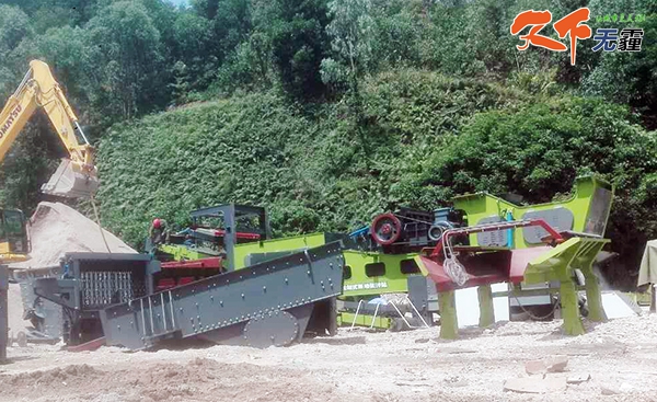 郑州鼎盛6套移动式破碎站在深圳处理建筑垃圾