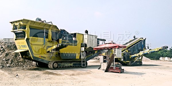建筑垃圾破碎专用履带式移动破碎站