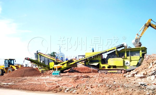 郑州鼎盛山东济宁时产250吨履带式移动建筑垃圾处理系统